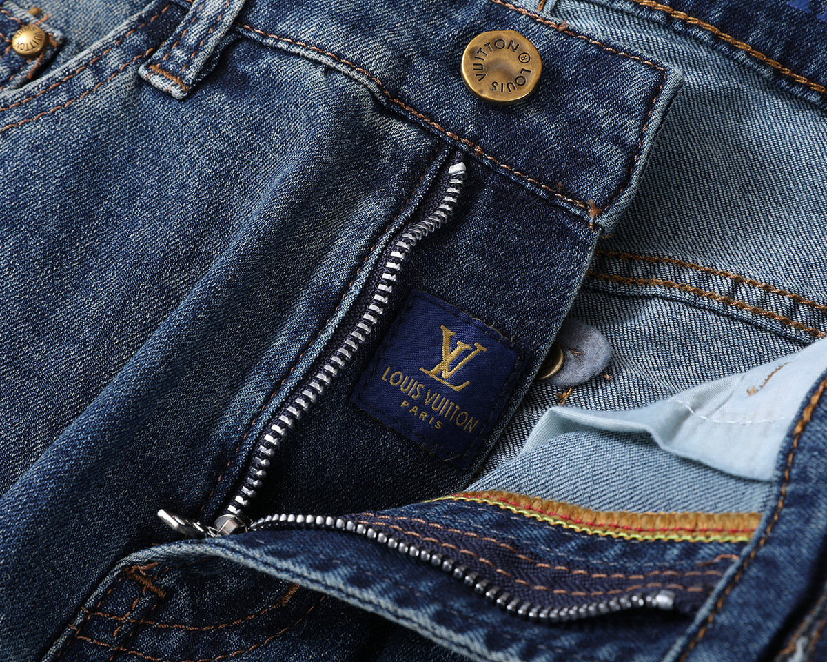 Large Printed Motif Pocket Slim Fit Denim V260828