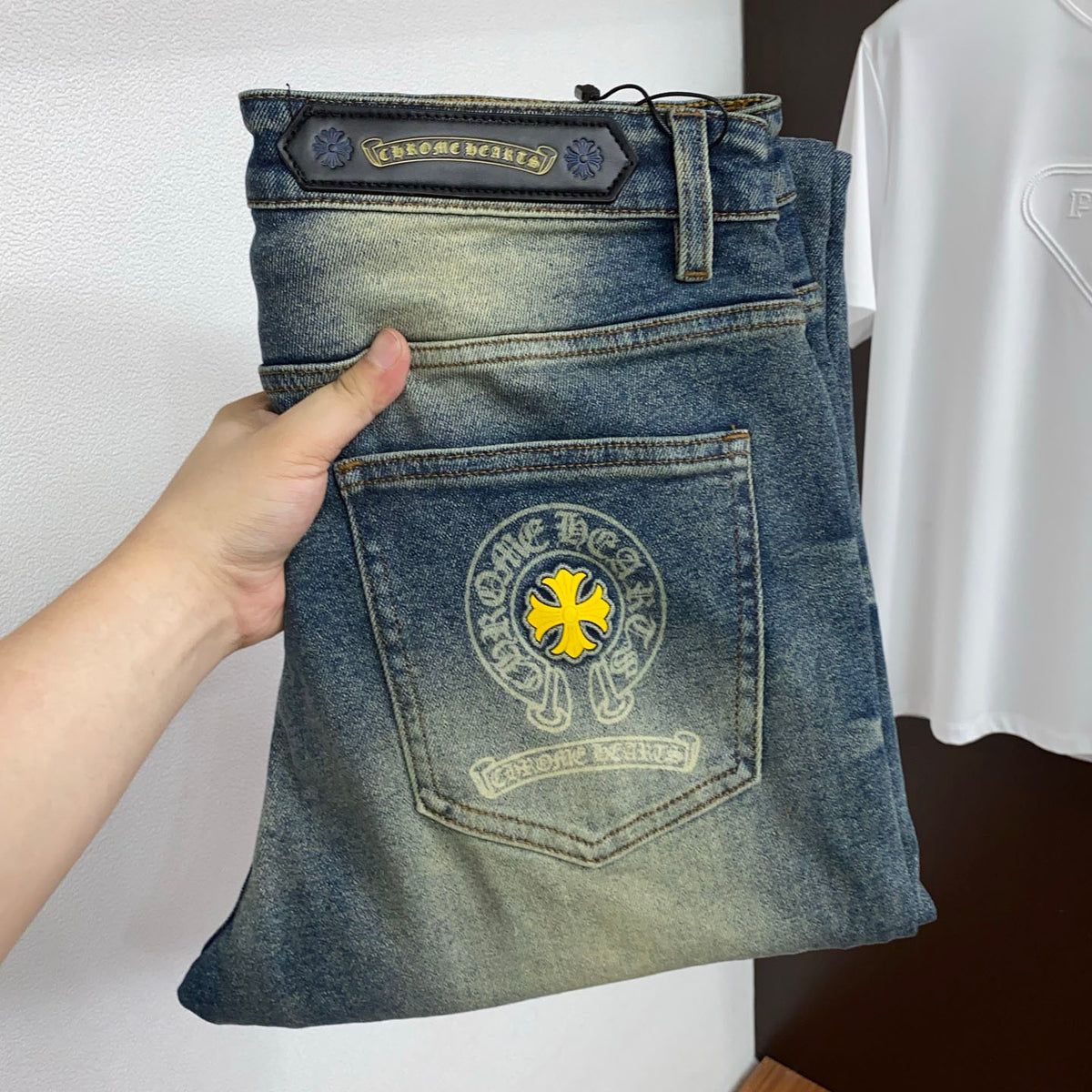 Back Pocket Cross Embroidered Vintage Faded Denim Jeans R260535