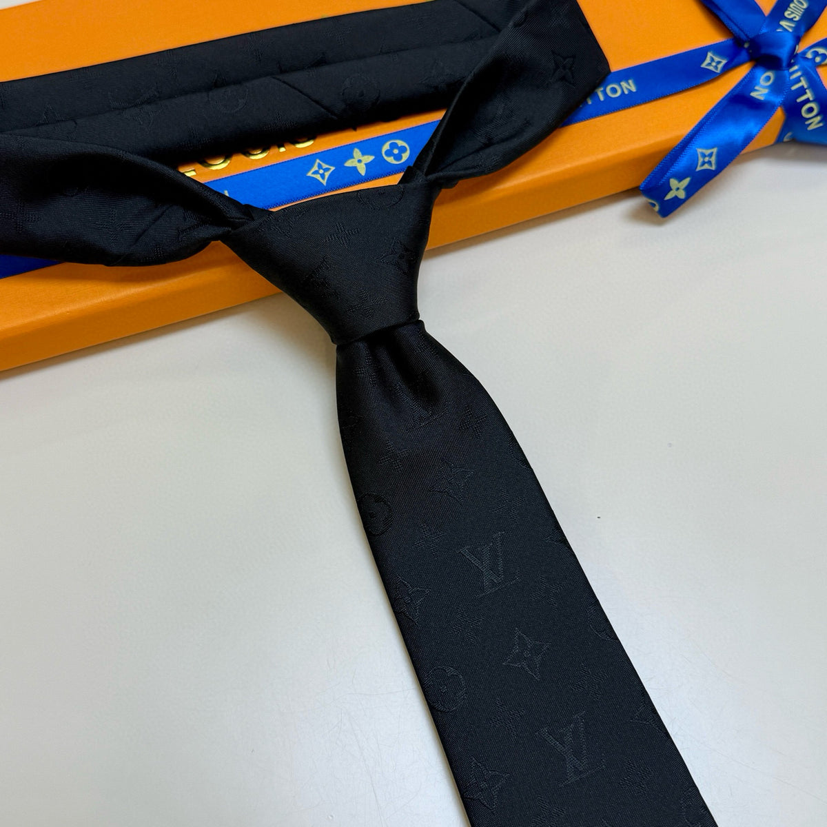 Men's Four-Point Floral Jacquard Necktie E2081010