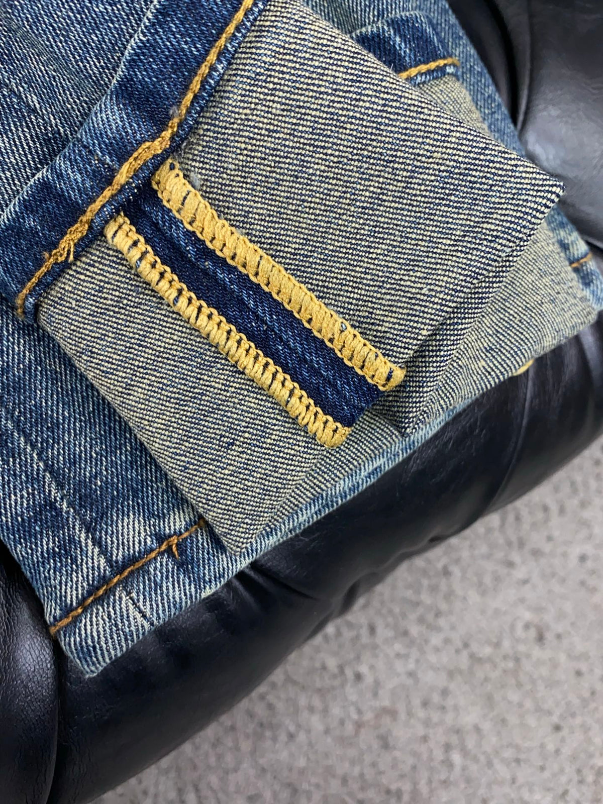 Yellow Tone Retro Denim Jeans With Blue Leather Waist Patch R260537