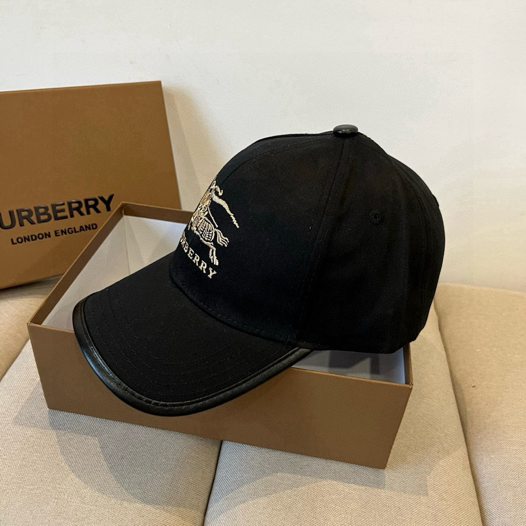 Embroidered Knight Motif Baseball Cap U310516
