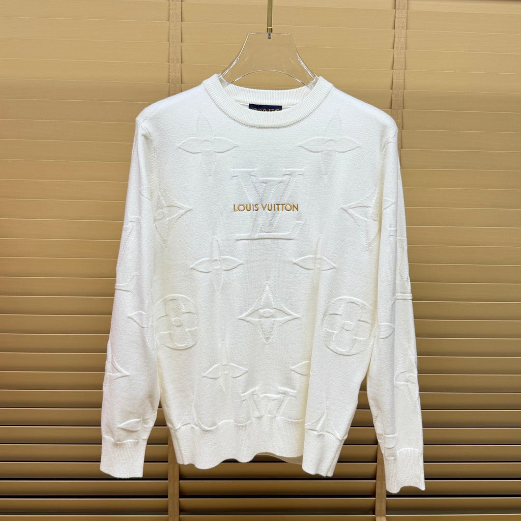 New Round Neck Embossed Jacquard Knit Sweater GN380101