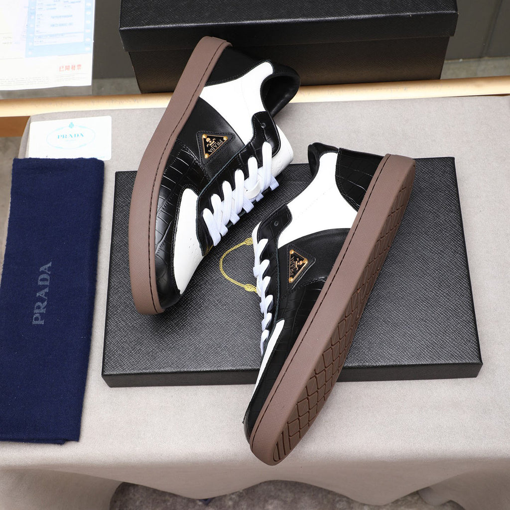 Croc Embossed Patchwork Triangle Logo Low Top Sneakers S283409