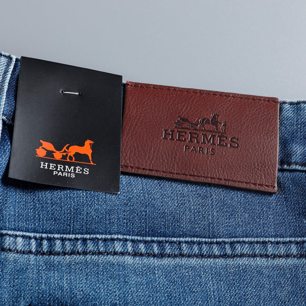 Embroidered Logo Straight Fit Denim Jeans NE210201