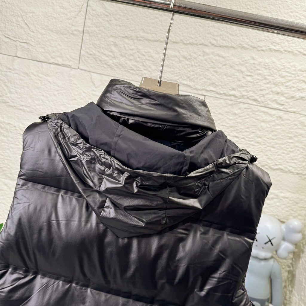 Removable Hood Quilted Puffer Vest U310523