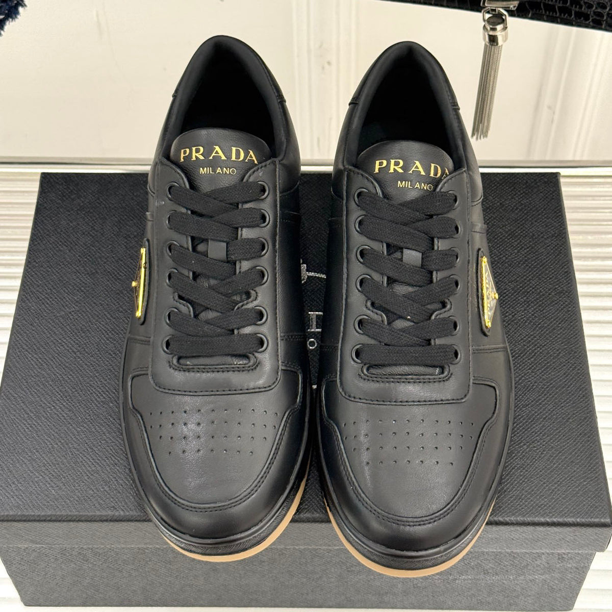 Triangle Badge Flat Lace-up Sneakers With Perforated Toe S265505