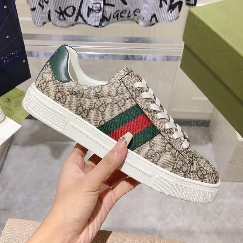 Allover Print Web Stripe Low Top Lace-Up Sneaker S283427