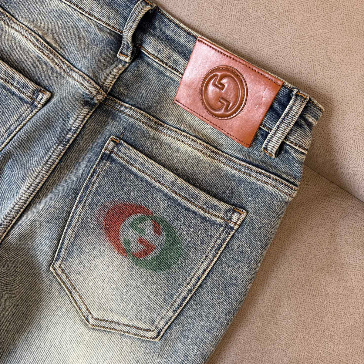 Back Pocket Color Circular Printed Vintage Light Blue Denim Jeans R260550