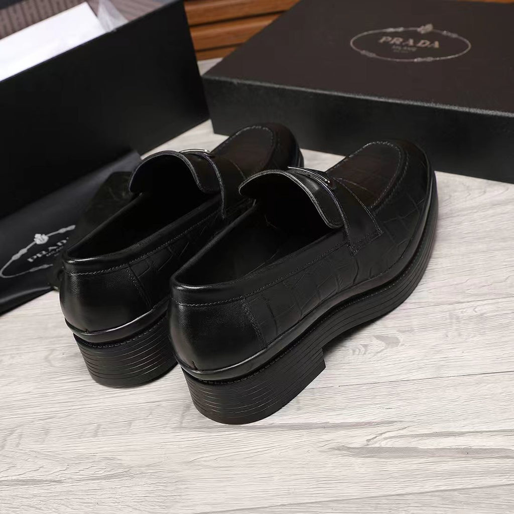 Croc Embossed Slip-On Loafers U310509