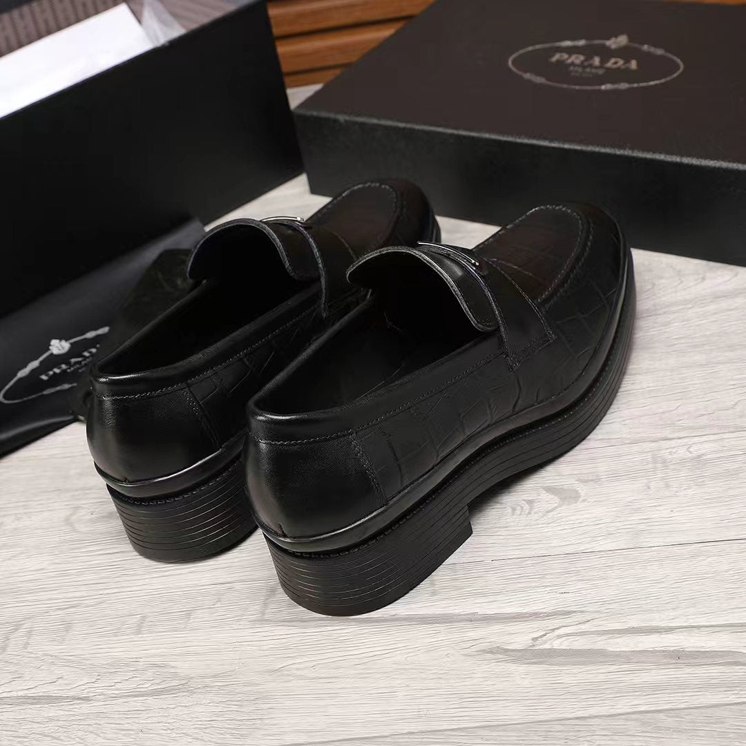 Croc Embossed Slip-On Loafers U310509