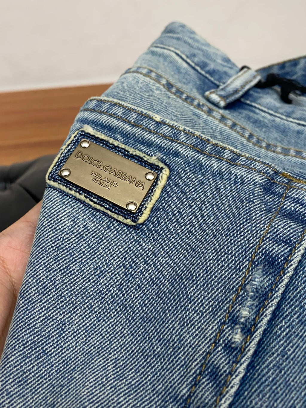 Light Blue Vintage Metal Plate Slim Denim Jeans M260735