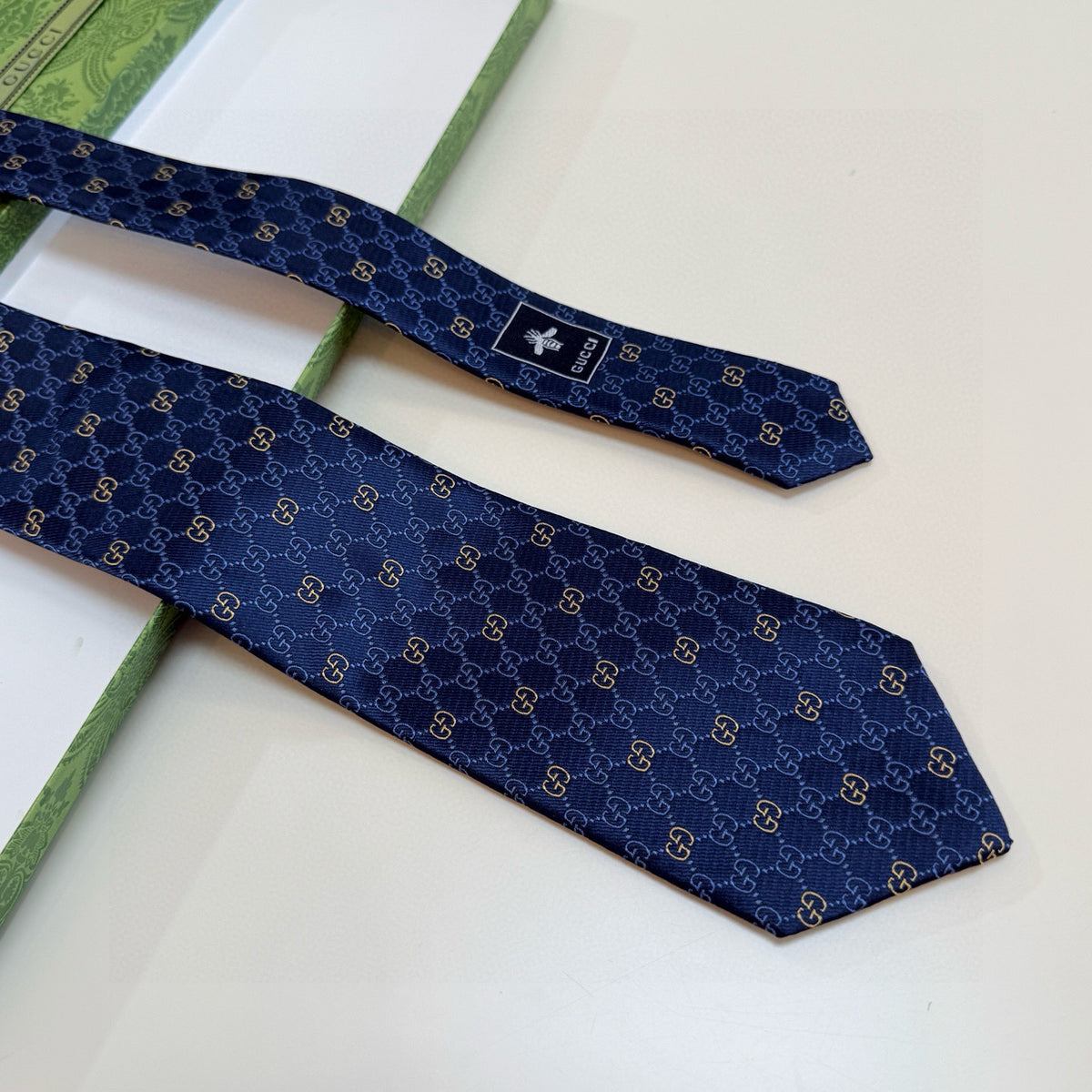 Men's Diamond Grid Jacquard Necktie E2081008