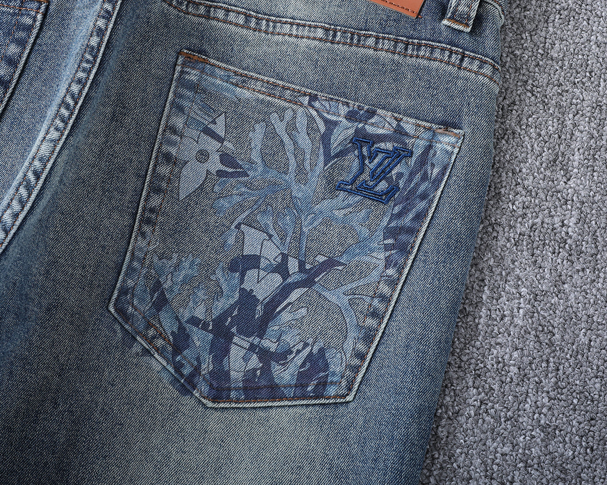 Vintage Fade Camo Pattern Embroidered Jeans V260850