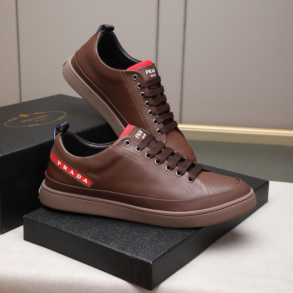 Red Side Label Leather Low Top Sneakers S283408