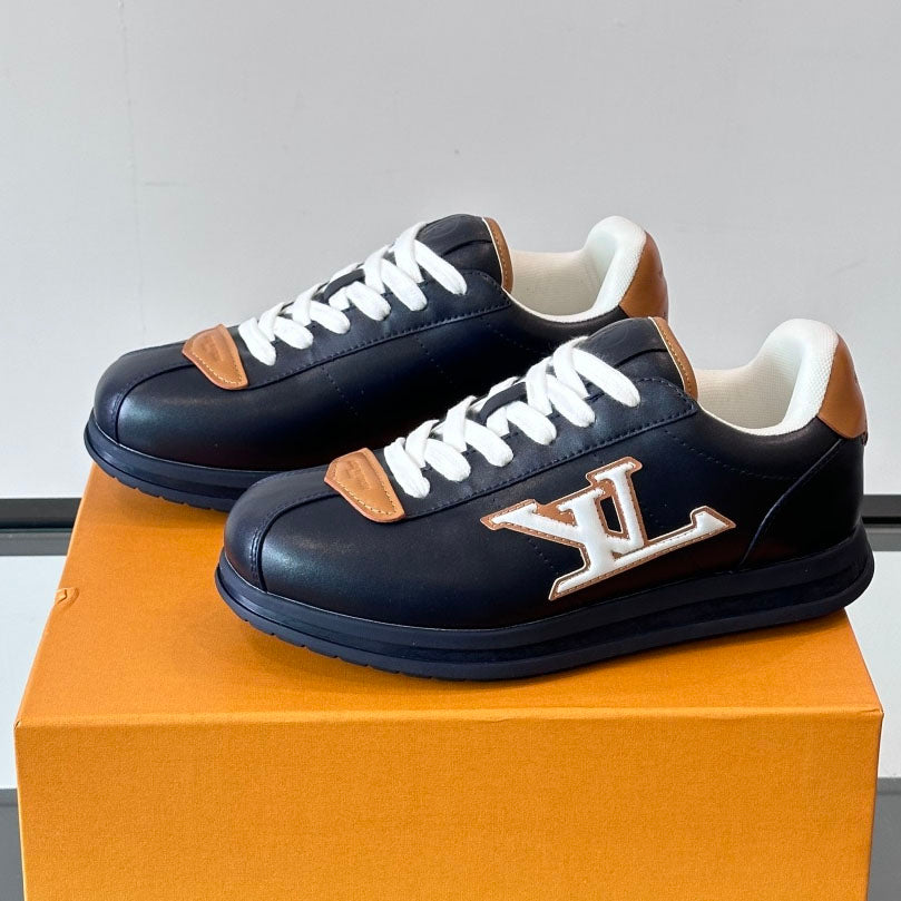 Side Embroidered Logo Low Top Lace-Up Casual Sneaker S283425
