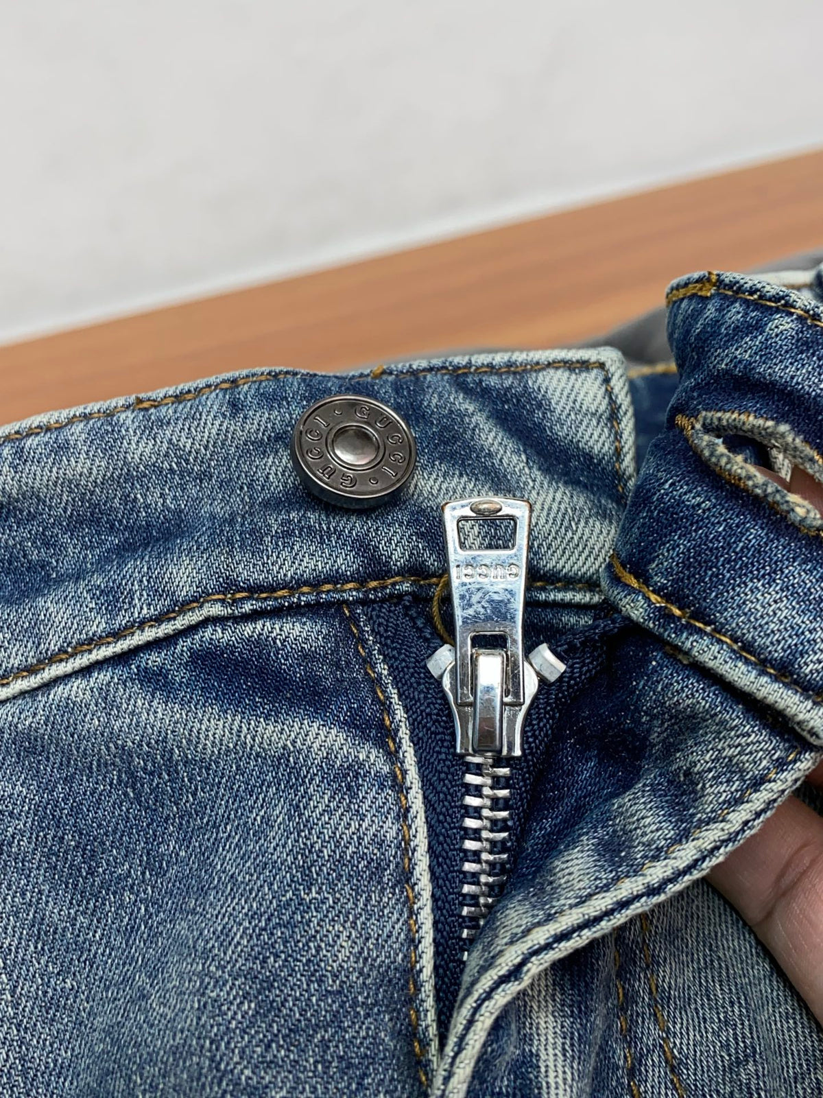 Vintage Fade Web Stripe Waist Embroidery Jeans E260950