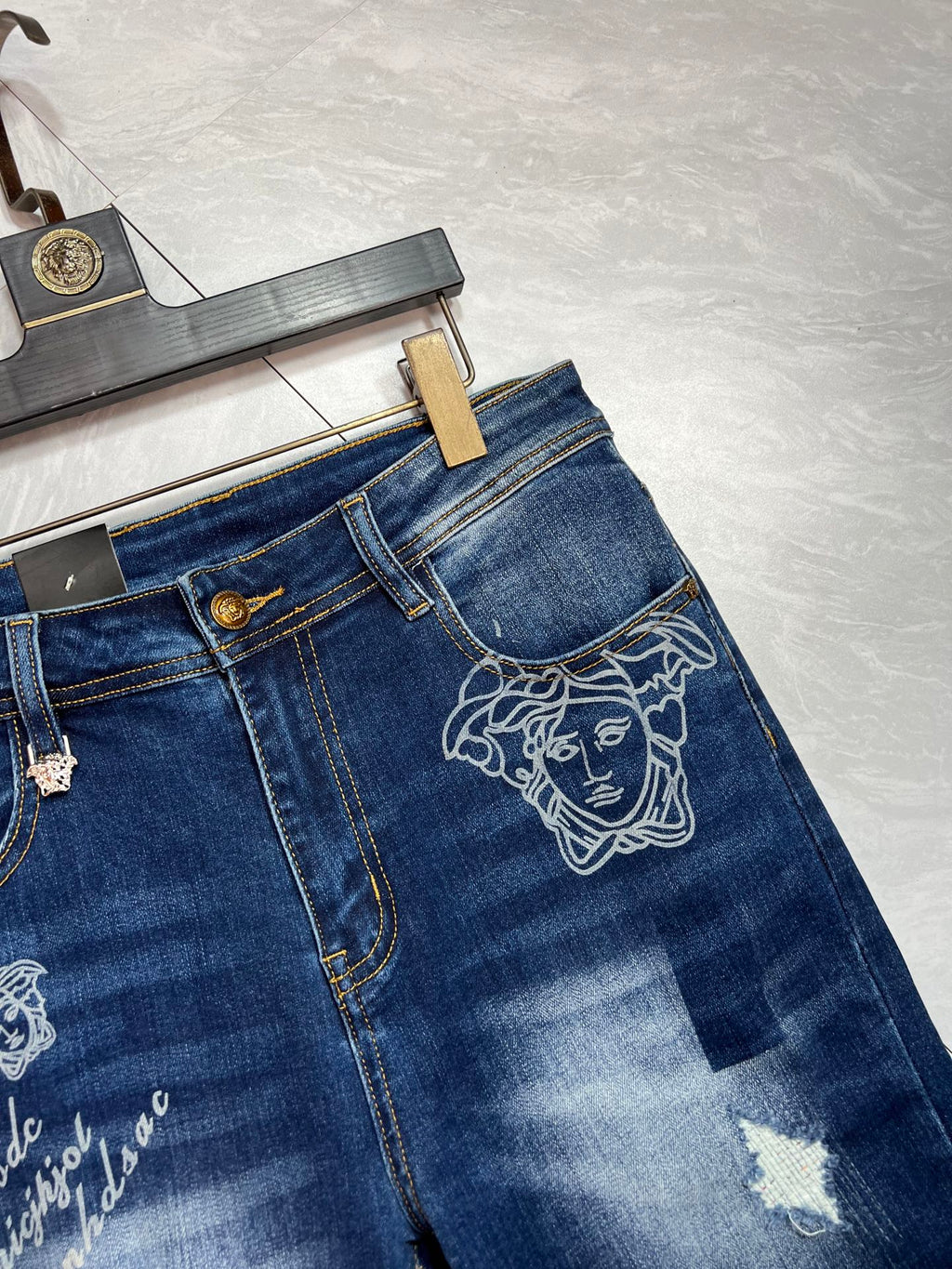 Retro Dark Blue Denim Pants With Portrait Embroidery On Rear Pocket R260527