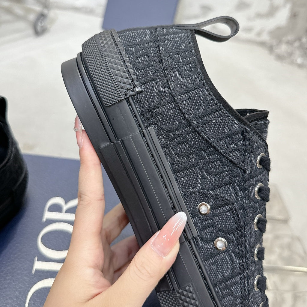 Men's Oblique Jacquard Low Top Sneakers JN081105