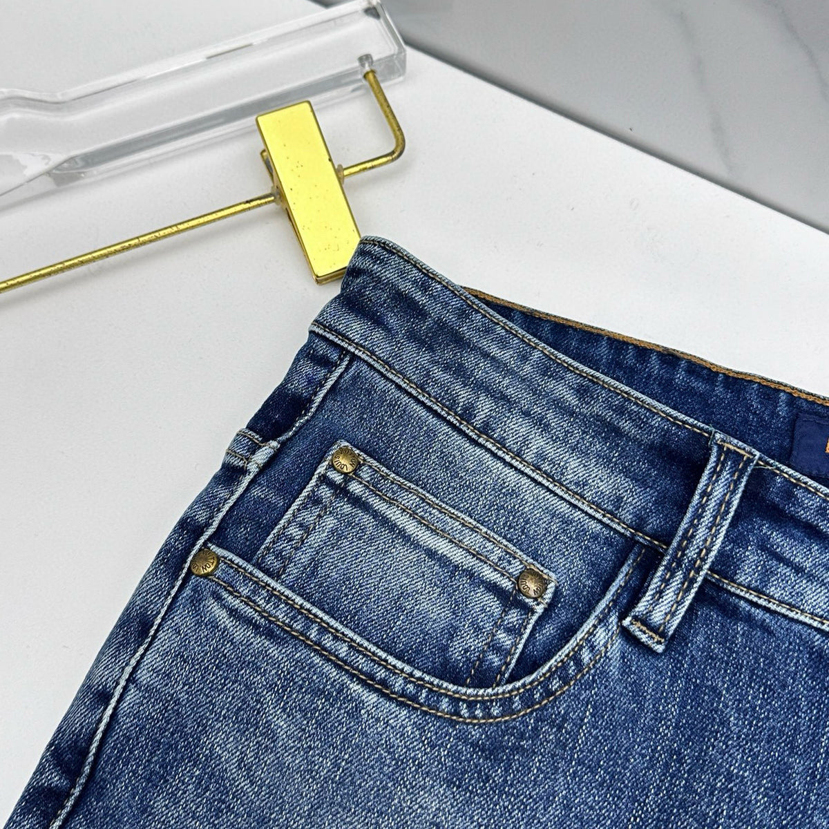 Medium Blue Wash Rivet & Embroidery Pocket Denim Jeans L260633
