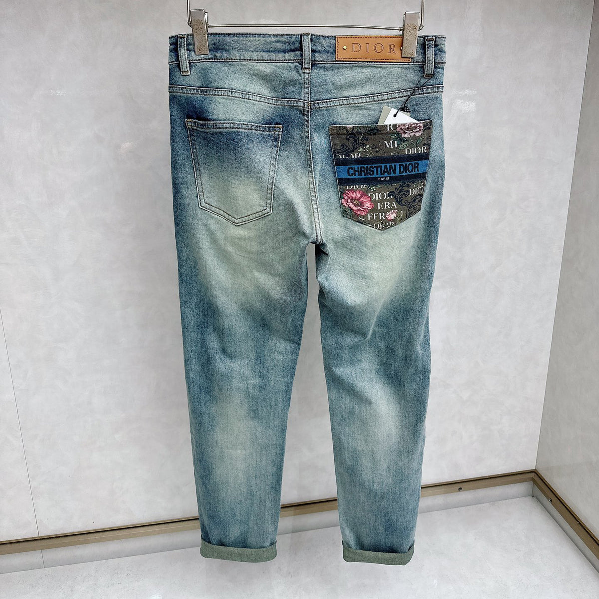 Light Vintage Wash Botanical Print Pocket Denim Jeans L260623