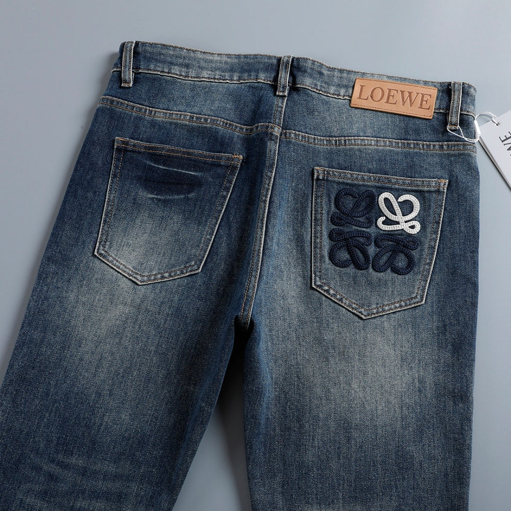 Knotted Embroidery Logo Straight Fit Denim Jeans NE210202