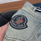 Circular Badge Embroidery Back Pocket Denim Jeans L260616