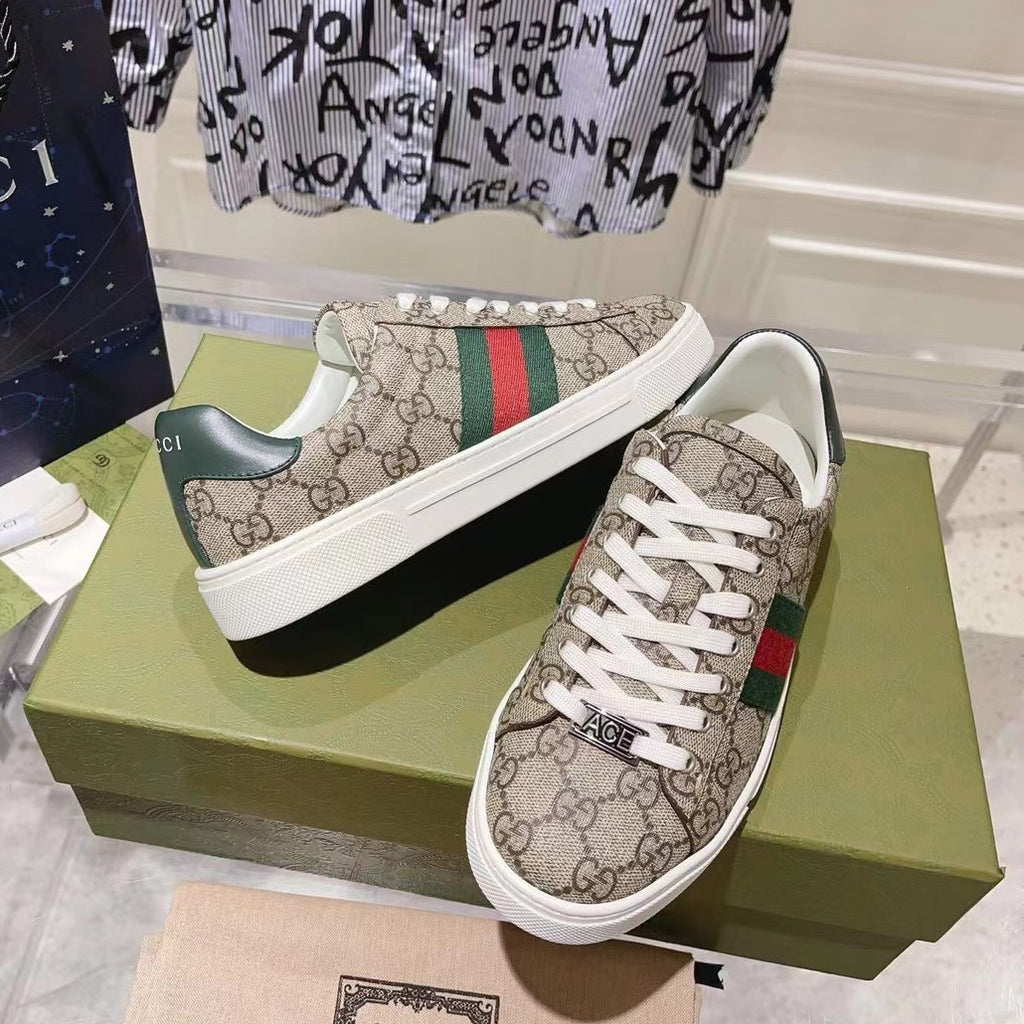 Allover Print Web Stripe Low Top Lace-Up Sneaker S283427