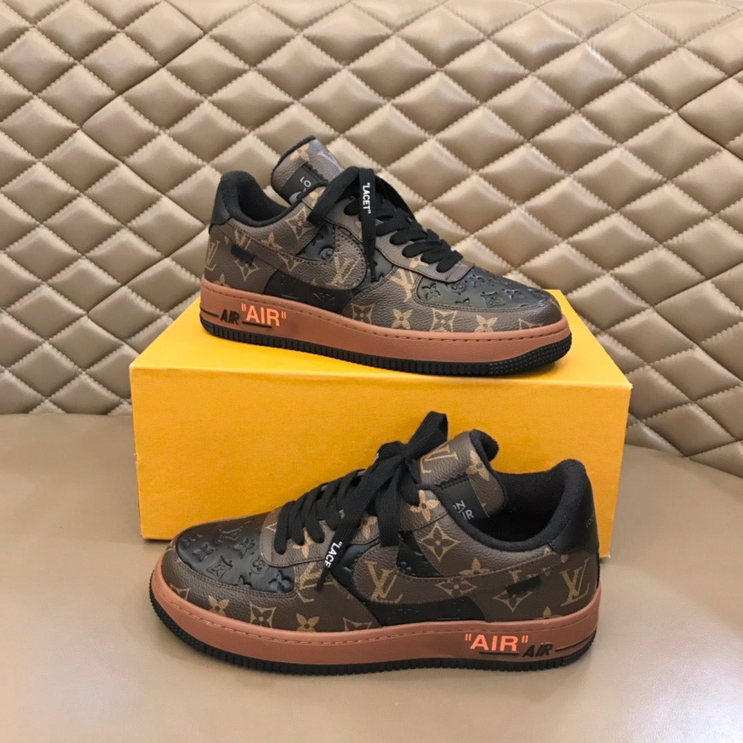 Co-branded Monogram Patchwork Low Top Sneakers S283404