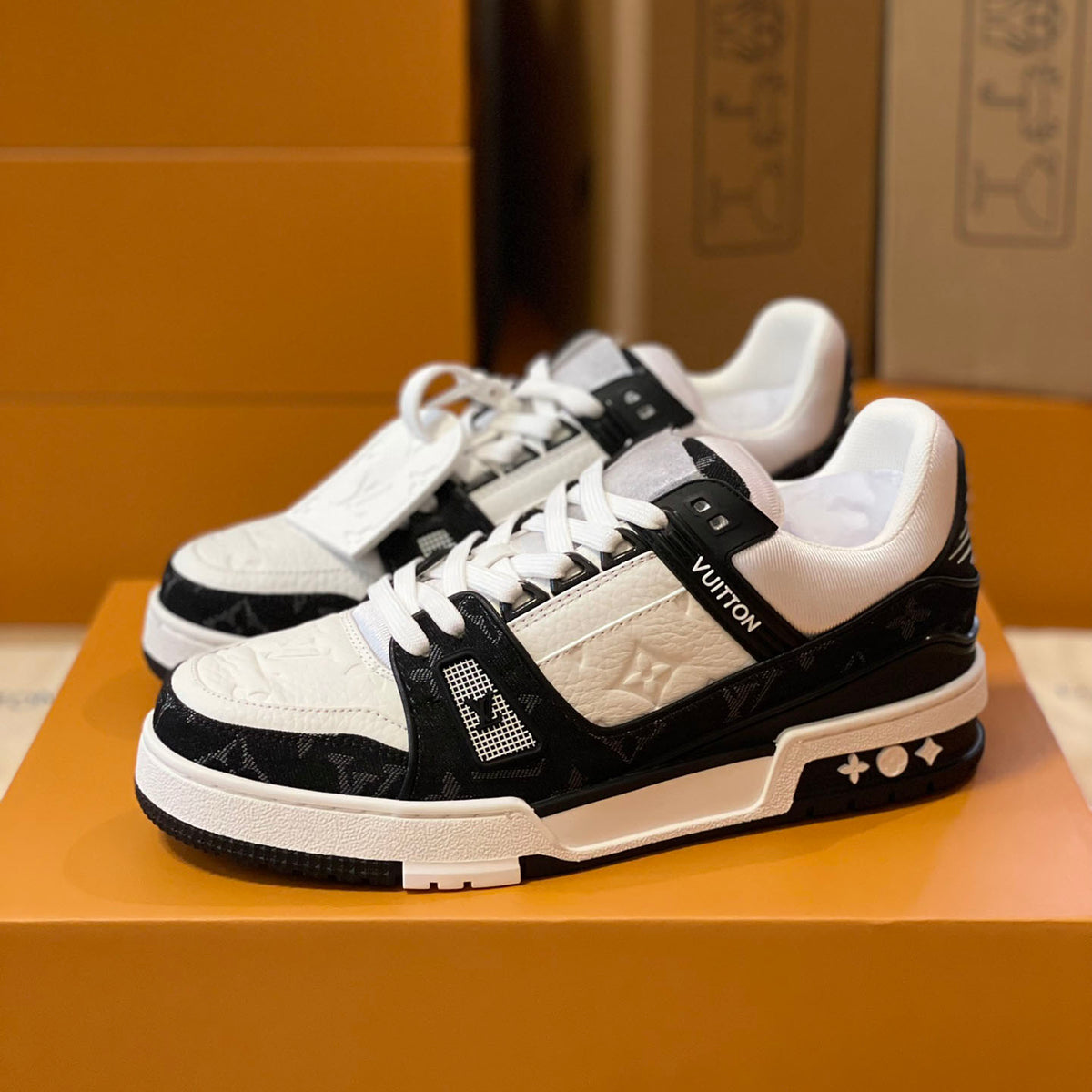 Pattern Panel Lace-Up Low Top Trainer Sneakers S283418
