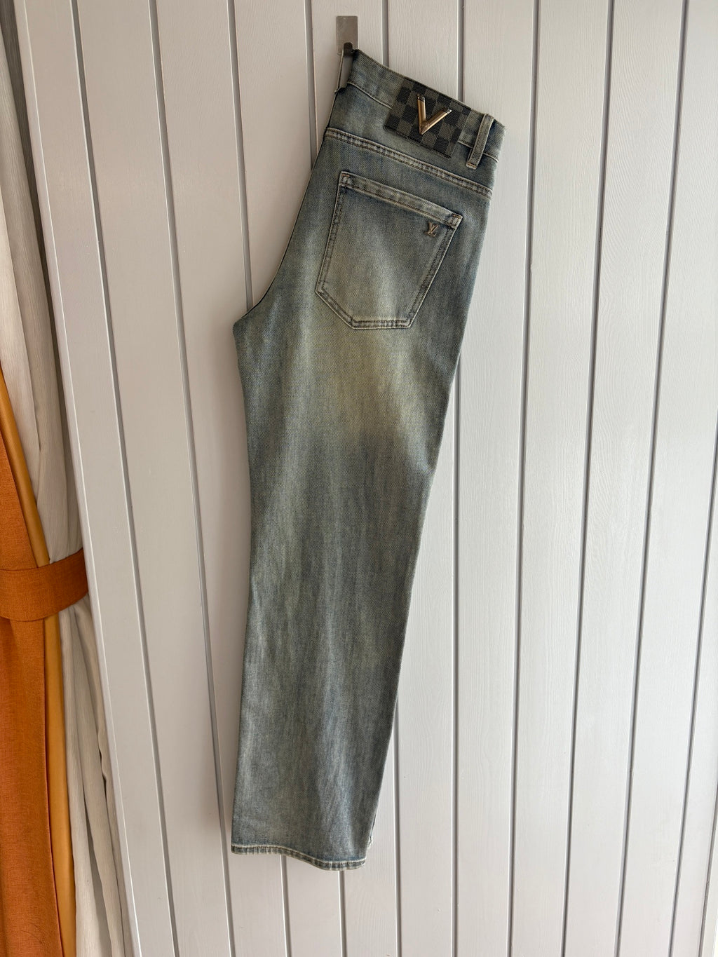 Light Faded Grey-Blue Metal V Emblem Slim Jeans C261041