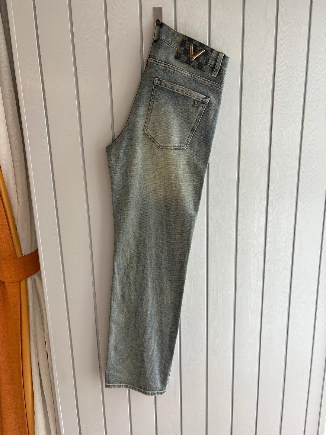 Light Faded Grey-Blue Metal V Emblem Slim Jeans C261041