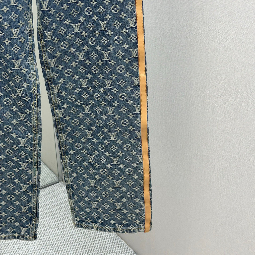 Vintage Blue Full Monogram Straight Jeans C261043