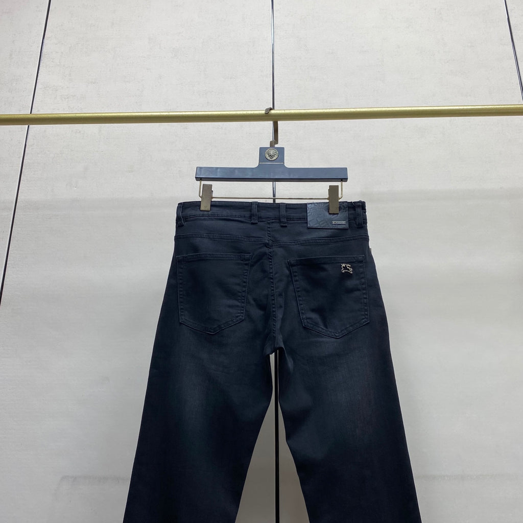 Vintage Black Wash Metal Badge Denim Jeans M260731