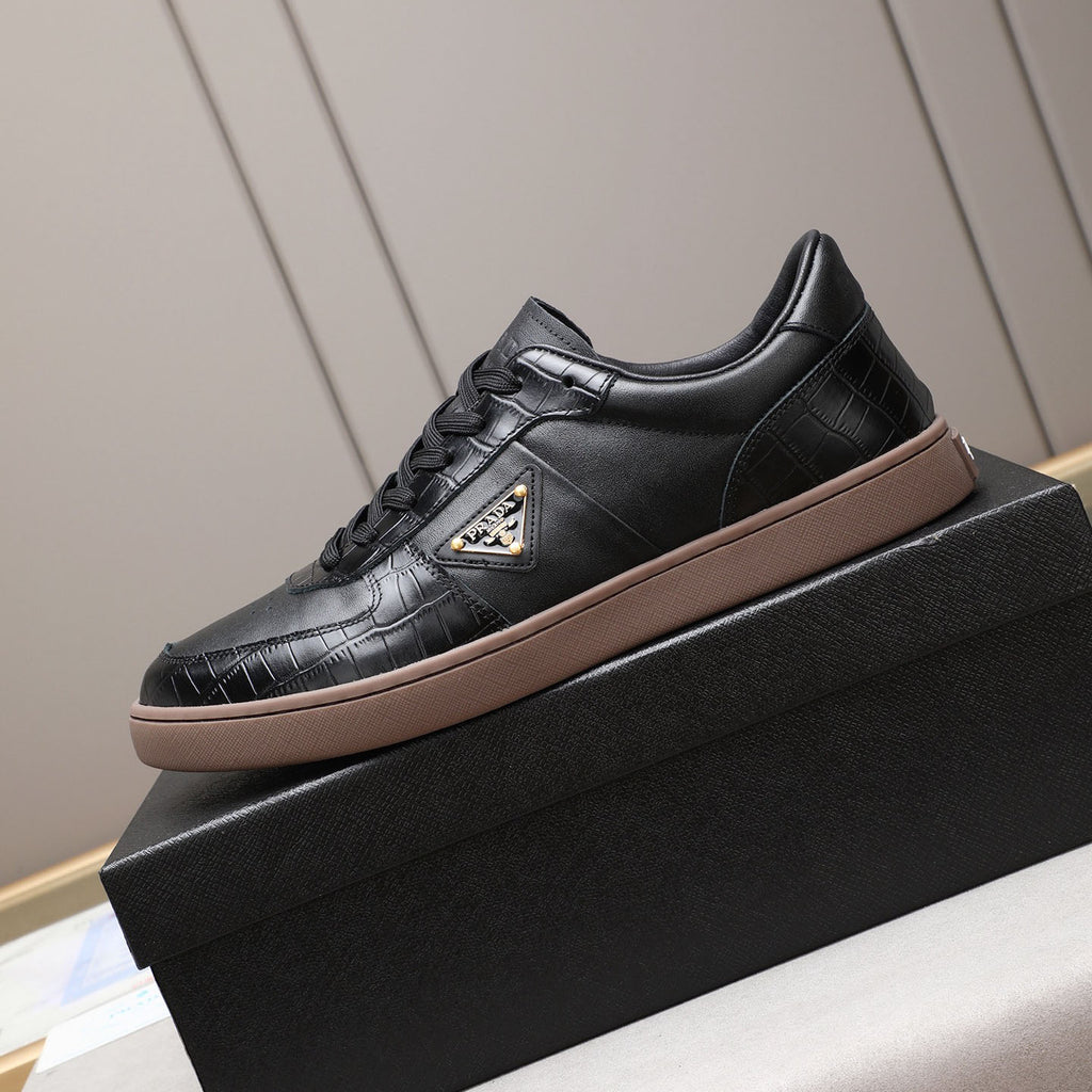 Croc Embossed Patchwork Triangle Logo Low Top Sneakers S283409
