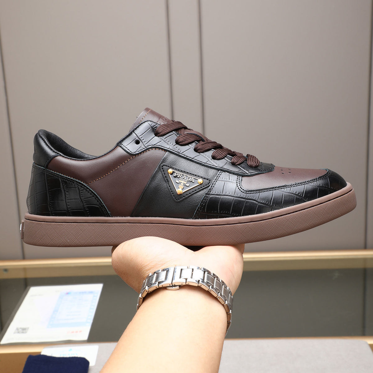Croc Embossed Patchwork Triangle Logo Low Top Sneakers S283409