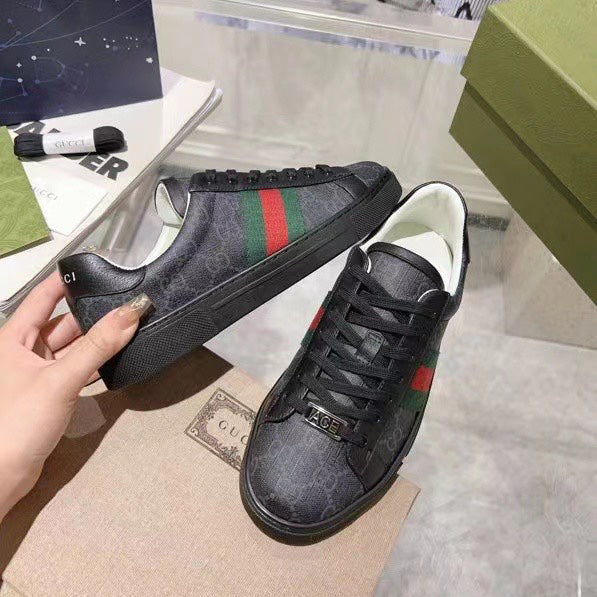 Allover Print Web Stripe Low Top Lace-Up Sneaker S283427