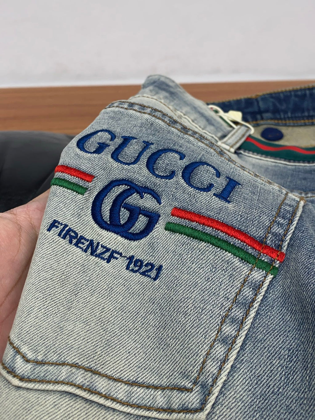 Vintage Fade Web Stripe Waist Embroidery Jeans E260950