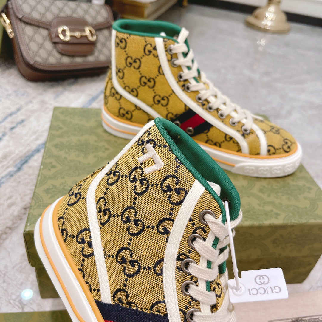 Vintage Pattern Canvas High Top Sneakers S283417