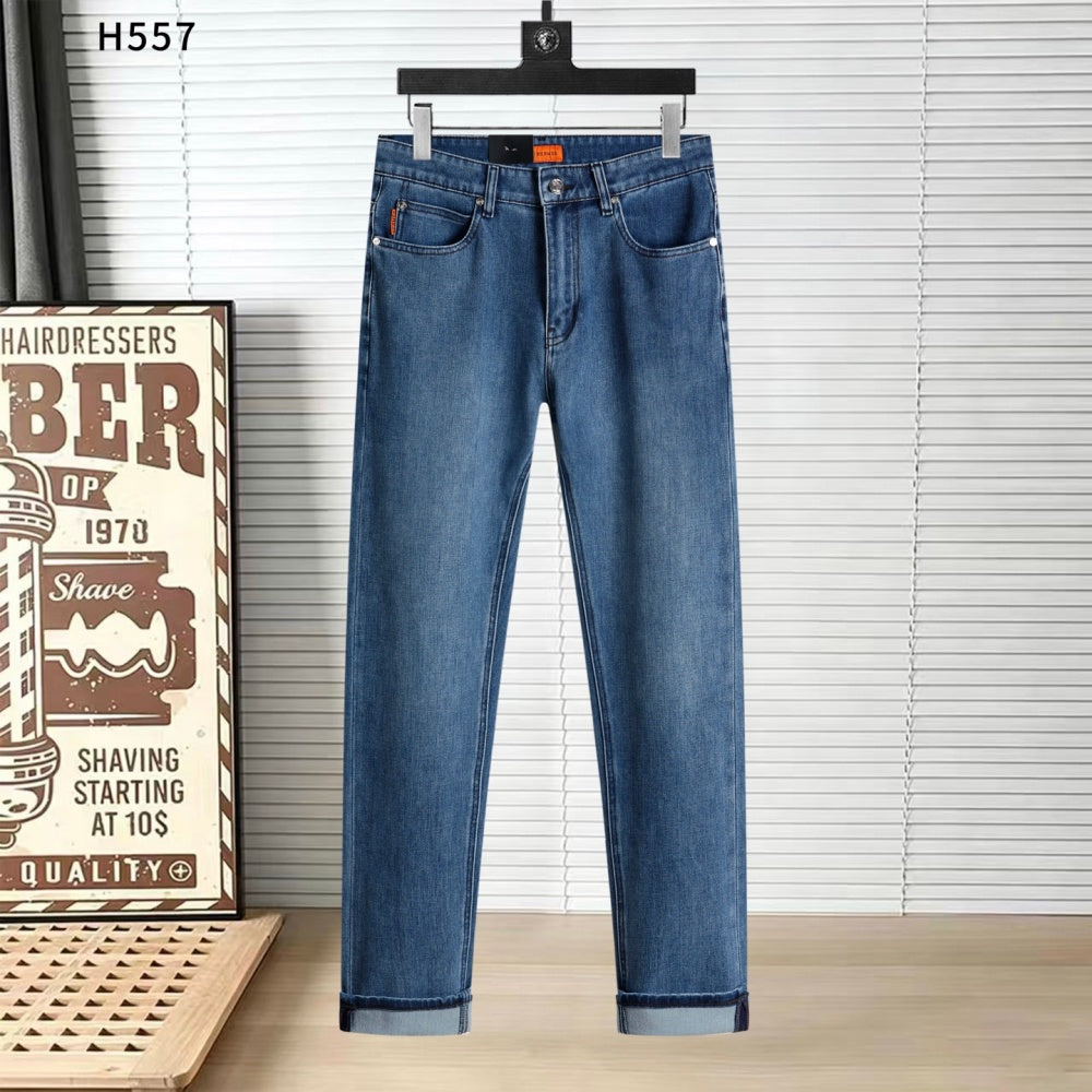 Embroidered Logo Straight Fit Denim Jeans NE210201