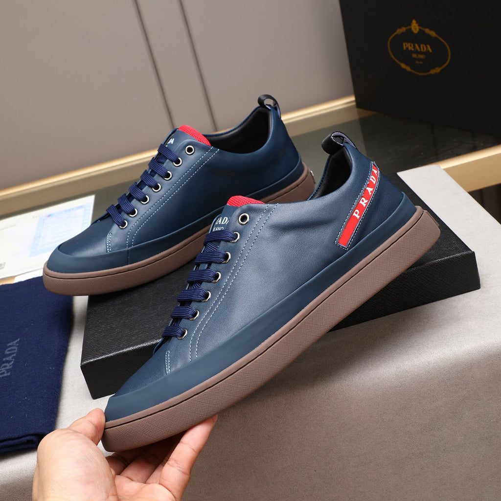 Red Side Label Leather Low Top Sneakers S283408
