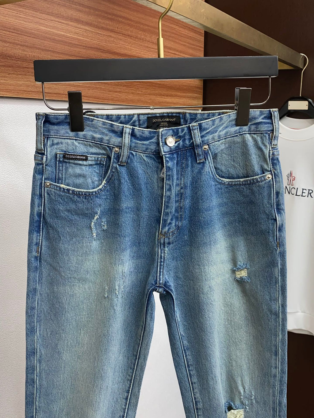 Light Blue Vintage Metal Plate Slim Denim Jeans M260735