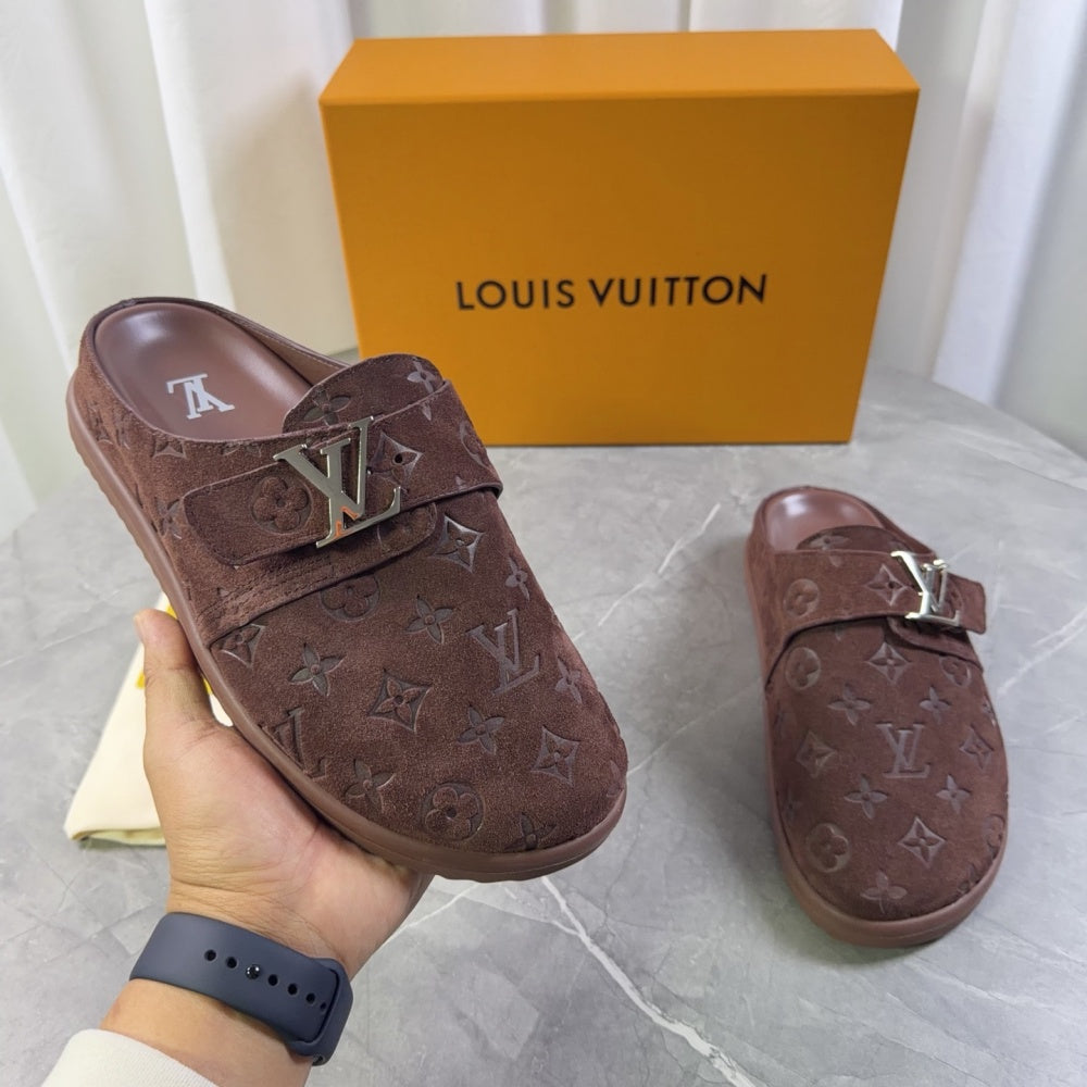 Embossed Strap Buckle Mule Slides S265511