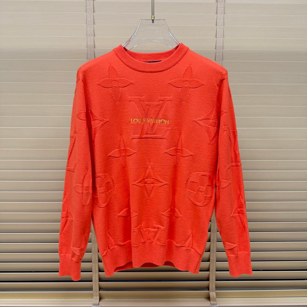 New Round Neck Embossed Jacquard Knit Sweater GN380101