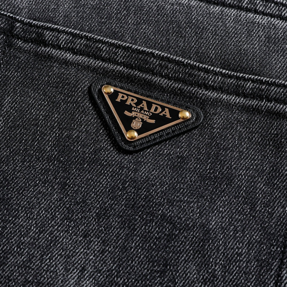 Men's Metal Triangle Logo Straight Fit Denim Jeans NE210204