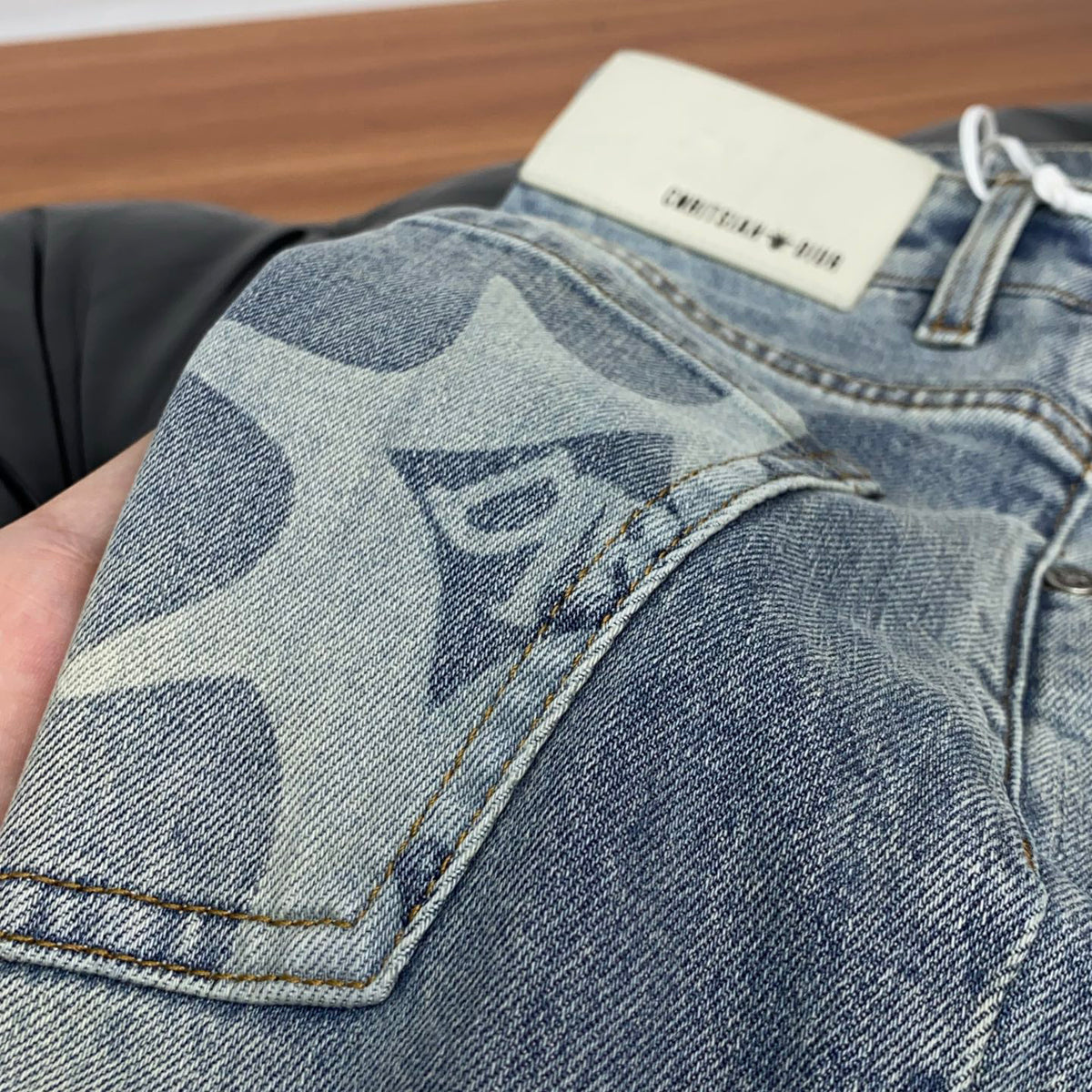 Pale Washed Denim Jeans With Faint Star Print On Back Pocket R260501