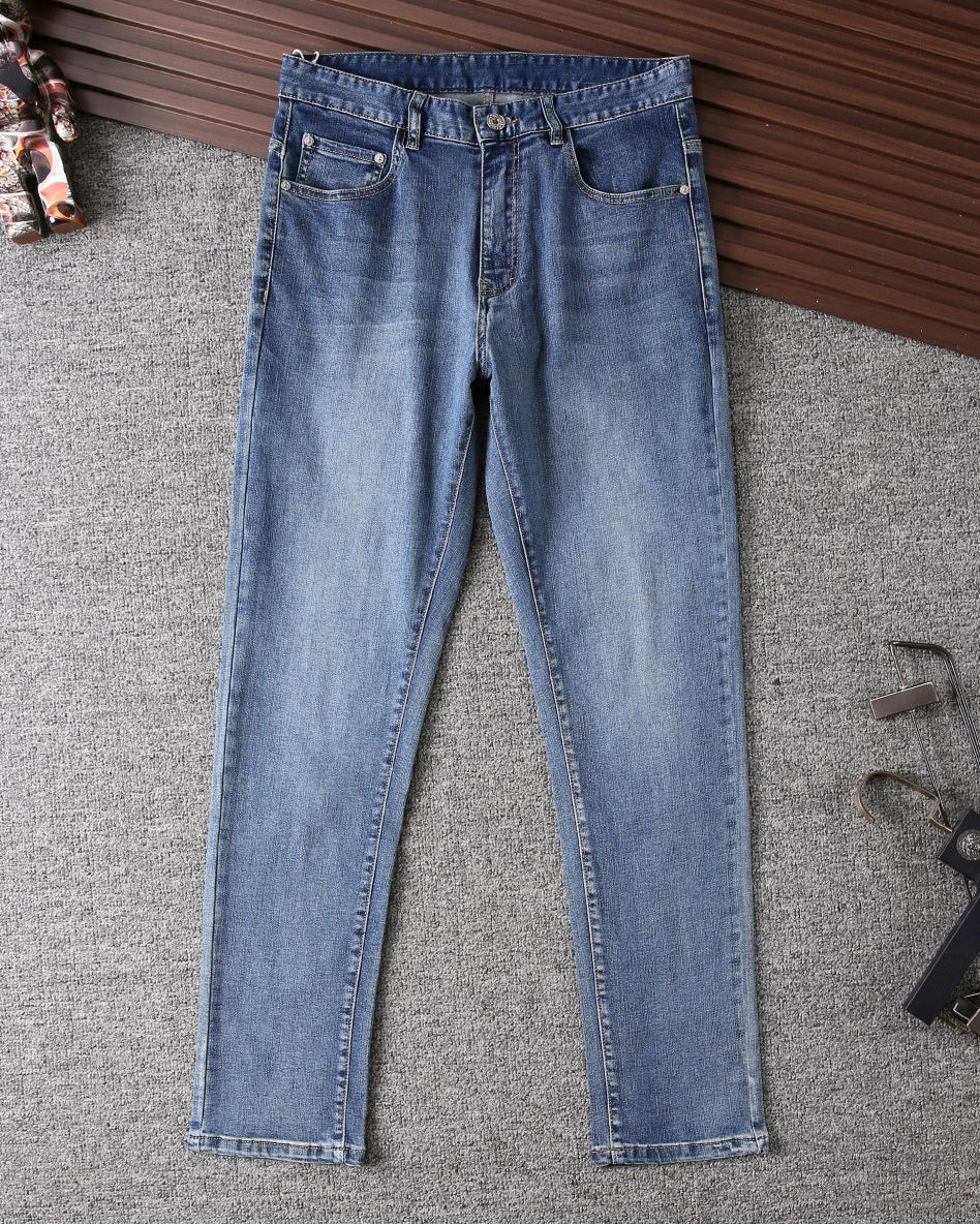 Light Wash Logo Embossed Mens Jeans E260927
