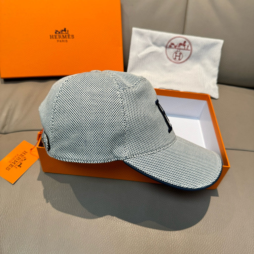 Letter H & Carriage Embroidery Baseball Cap G103012