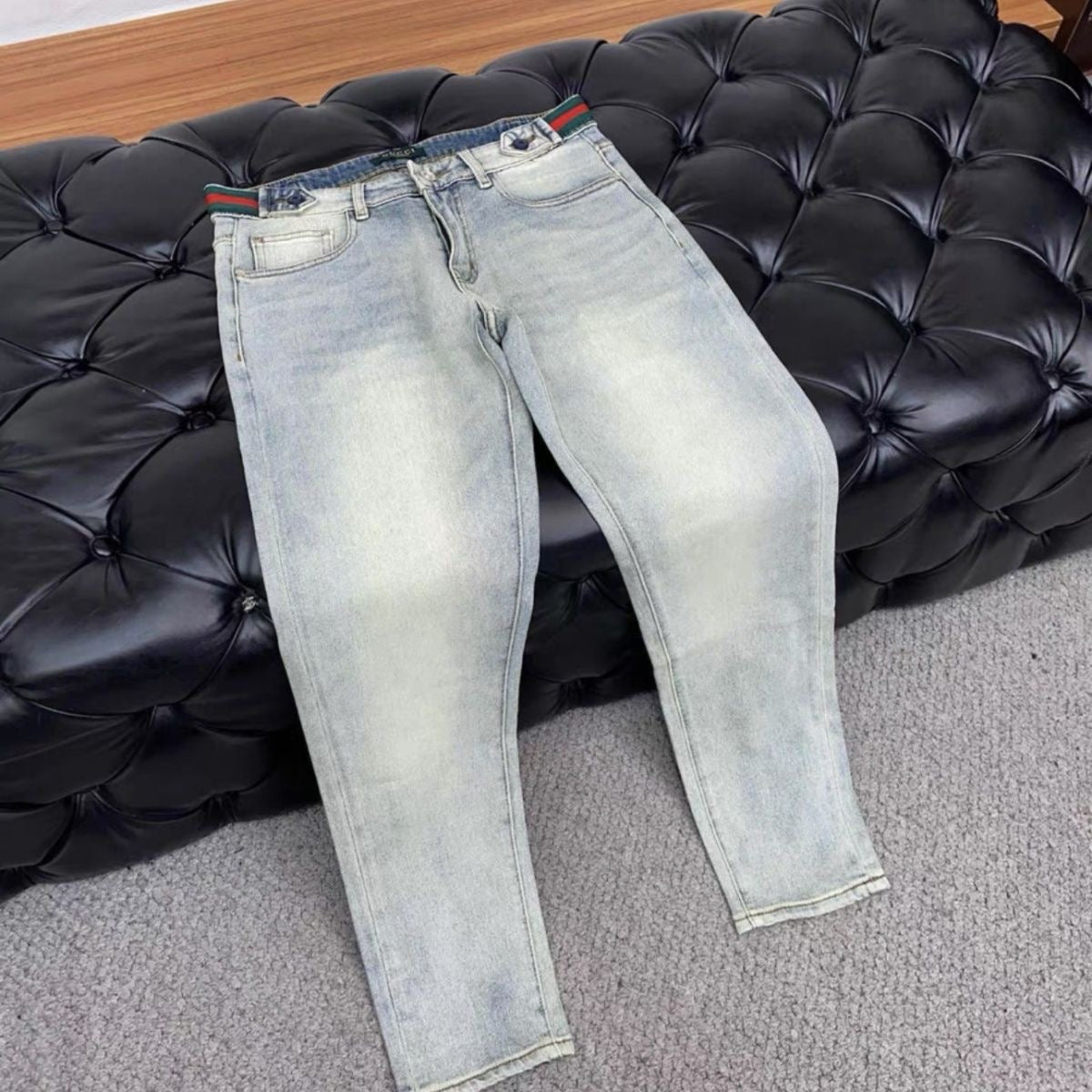 Men Vintage Faded Light Wash Jeans C261020