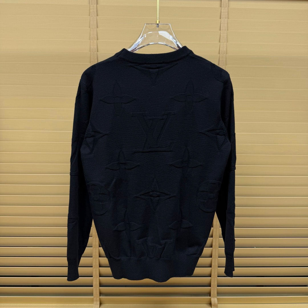 New Round Neck Embossed Jacquard Knit Sweater GN380101