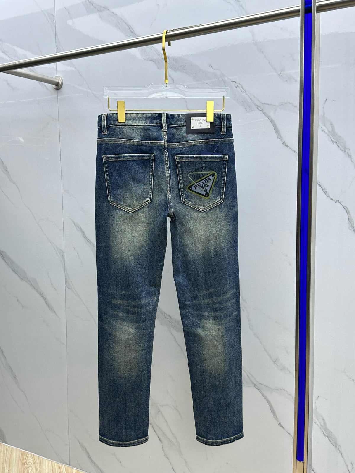 Dark Blue Vintage Triangle Graphic Print Slim Denim Jeans M260738